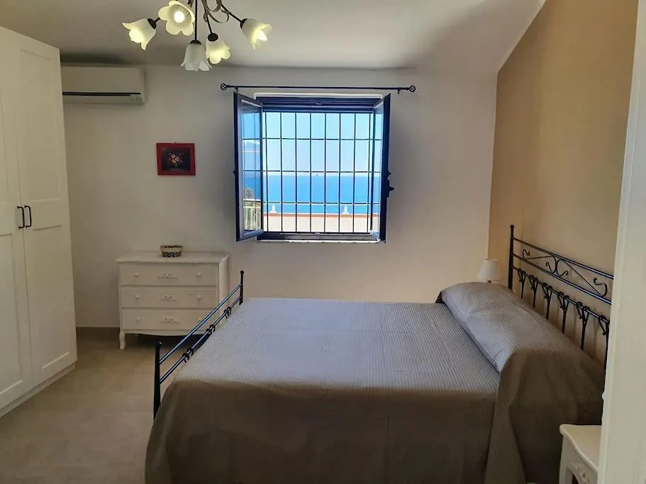 סירקוזה Appartamento - Plemmirio 0*,